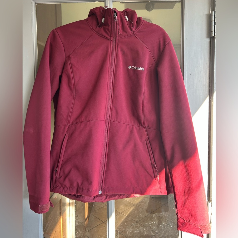 Columbia Maroon Faux Fur-Lined Omni-Wind Jacket
